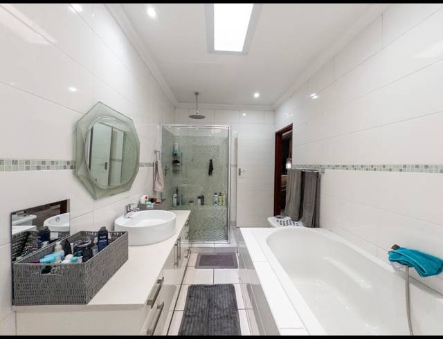 4 BEDROOM HOUSE FOR SALE IN BOKSBURG NORTH